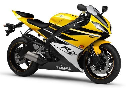 Yamaha Sport Bikes With Excellent Performance At 73324 00 Inr At Best