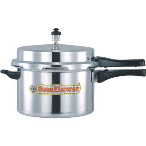 12 Liters Aluminium Pressure Cooker - Handle Material: Bakelite