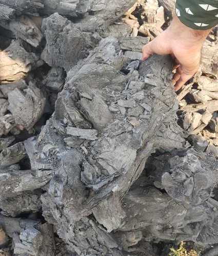 100% Low Ash Hardwood Charcoal Ash Content (%): 1.5%