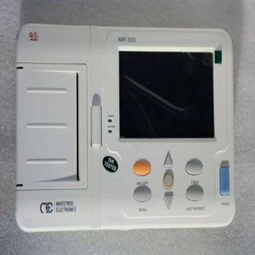  डिजिटल इलेक्ट्रोकार्डियोग्राफ़ ईसीजी मशीन 