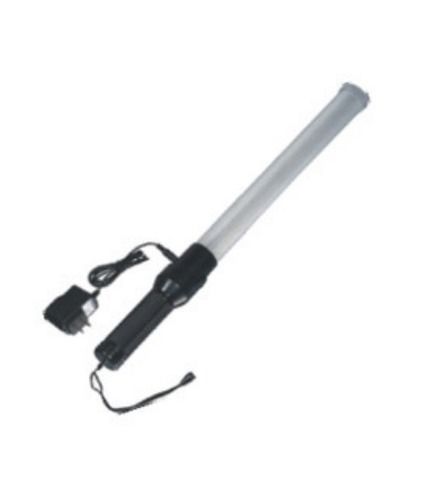 Longer Service Life Baton With Rechargeable Battery