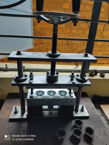 Manual Panjakavya Vilakku Machine