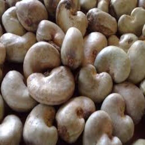 Light White Healthy And Natural Raw Cashew Nuts