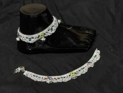 Silver Anklets In Plastic Box Gender: Women