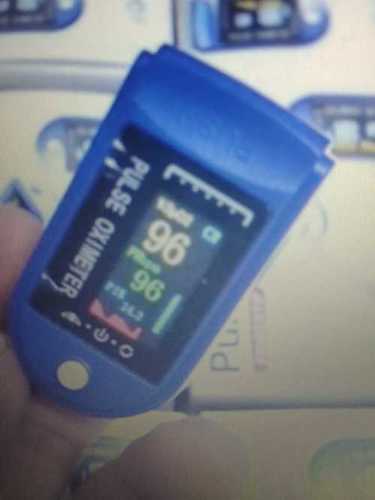 Hospital Use Fingertip Pulse Oximeter