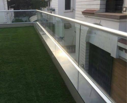 Transparent High Design Glass Railing