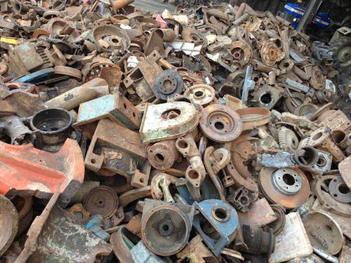 Brown Industrial Iron Waste Scrap