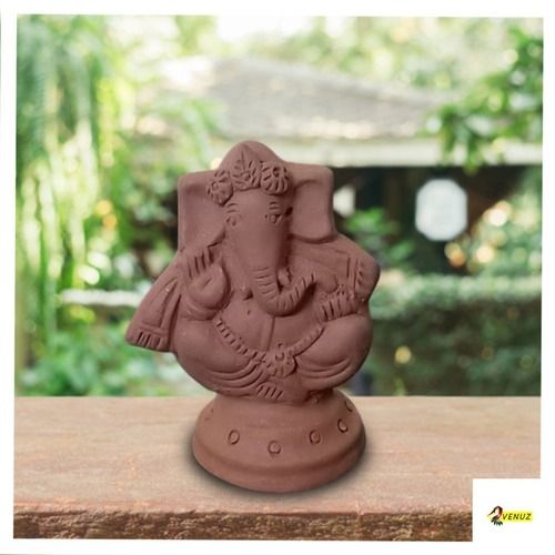 Venuz Ganesha On Stand