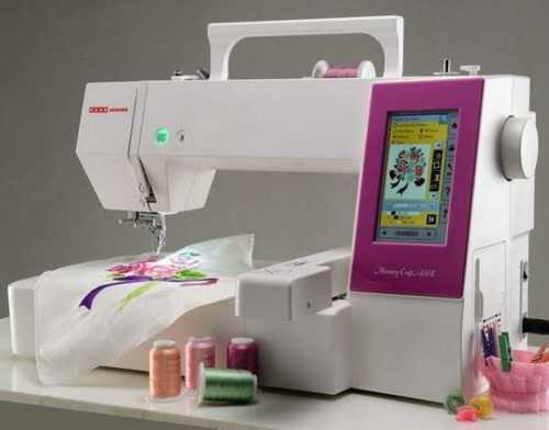 White Single Head Embroidered Machine