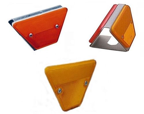 Anti Glare Road Reflector For Roadway Safety