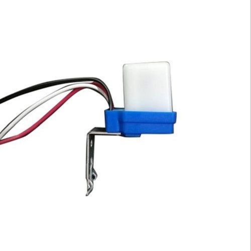 Day Night Sensor with Temperature of -5 to +45 Degeree Celsius
