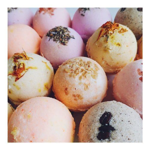 Round Bath Bombs 75 Gms