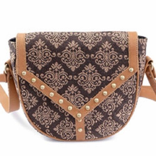 Various Colors Are Available Designer Ladies Shoulder Bag