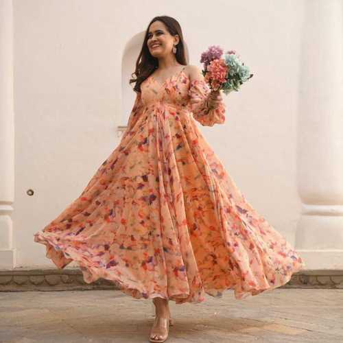 Flower Designer Ladies Kurti - Cotton, Customized Sizes Available (S, M, L, XL) | Easy Wash, Classic Ethnic Pattern, Suitable for Various Occasions