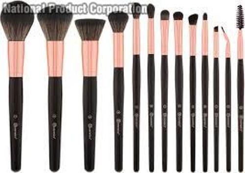 Black Cosmetic Brush Set