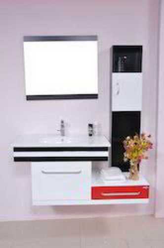 White Scratch Proof Bathroom Cabinet