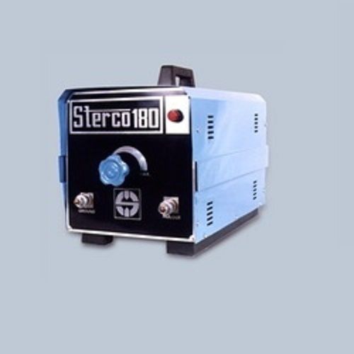 Air Cooled Arc Welder Voltage: 140-180 Ampere (Amp)