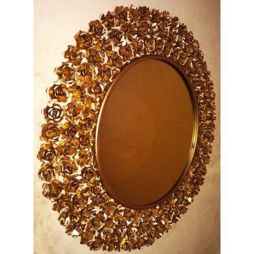 Robust Design Metal Wall Mirror