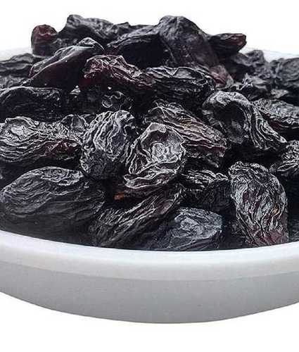 black raisins