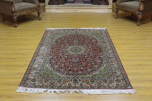 Anti Shrink Kashmiri Woolen Carpet Flame-Retardant