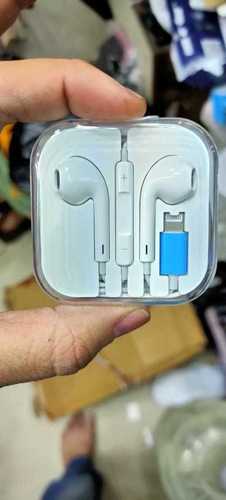 White Color Wired Earphone