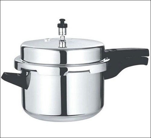 Fine Finish Flat Base Pressure Cooker