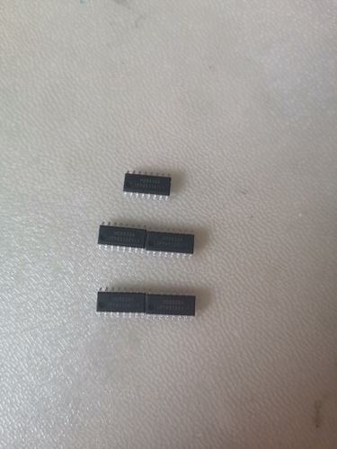 Black Usb 2.0 Hub Ic Hs8836A Sop16