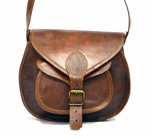 Handcrafted Pure Leather Bag Gender: Women