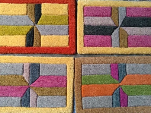 मिक्स हैंडमेड हैंडटफ्टेड वूल मॉडर्न डोर मैट