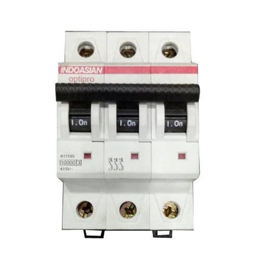 White Three Pole Plastic Electric Mcb Switch