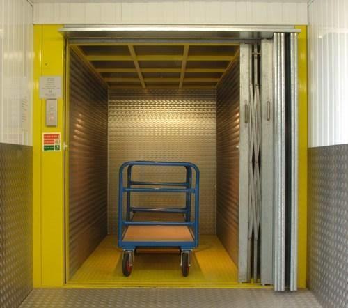 Goods Lift For Commercial Use