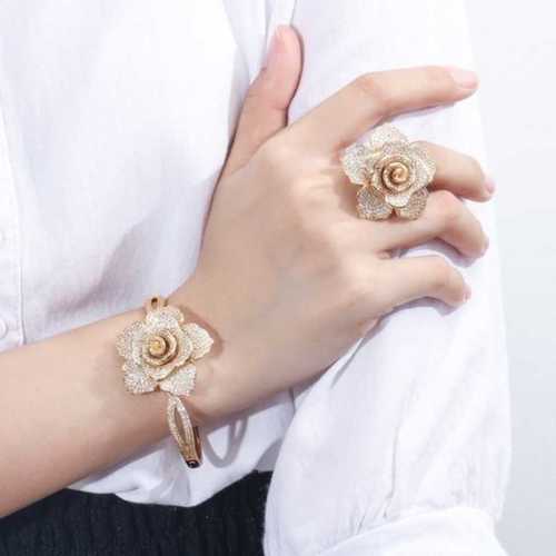 Arzonai Small daisy forest flower bracelet female ins high sense niche  design student girlfriends simple cold