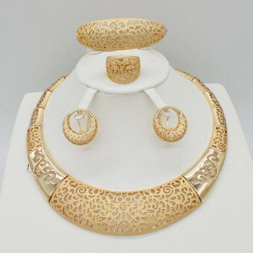 Wedding Golden Kundan Necklace Set