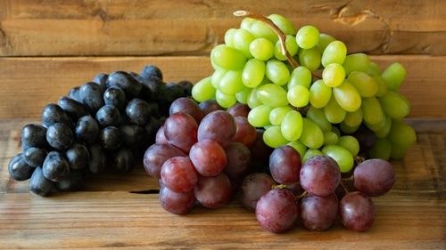 Organic Farm Fresh Grapes
