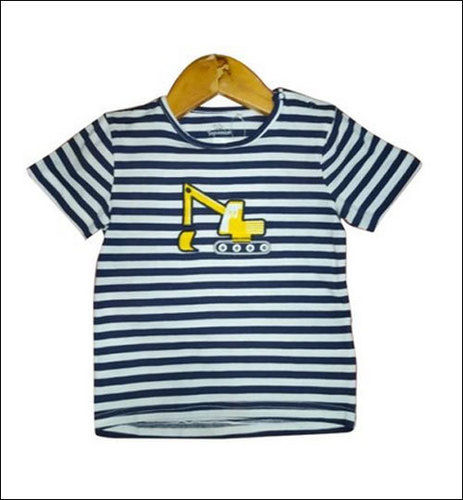 Fine Finish Kids Printed T Shirt Age Group: 2 To 8 Years