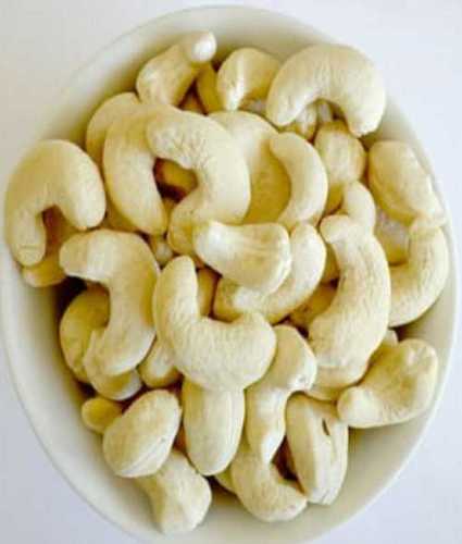 White Cashew Nuts In Zipped Pouch