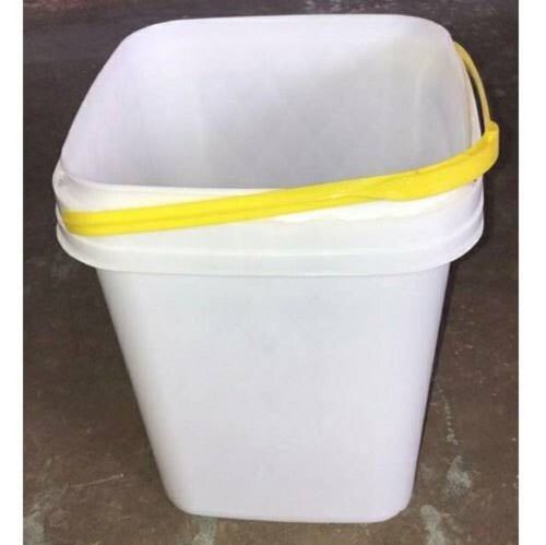 White Color Plastic Buckets