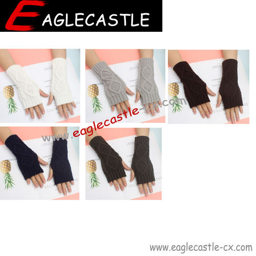 Fashion Women Crochet Pattern Knitted Texting Gloves