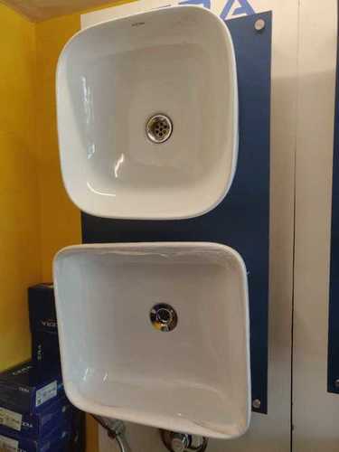 White Plain Pattern Sanitary Basins