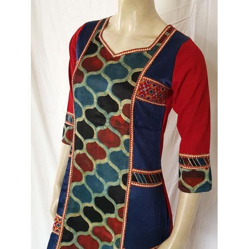 Mulicolor Festive Wear Ladies Silk Kurti