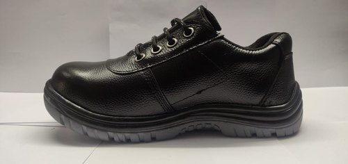 Black Airmax Sole Leather Safety Shoes