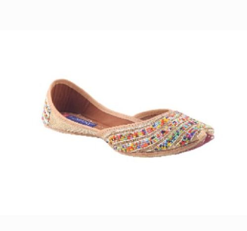 Washable Ladies Multi Color Punjabi Jutti