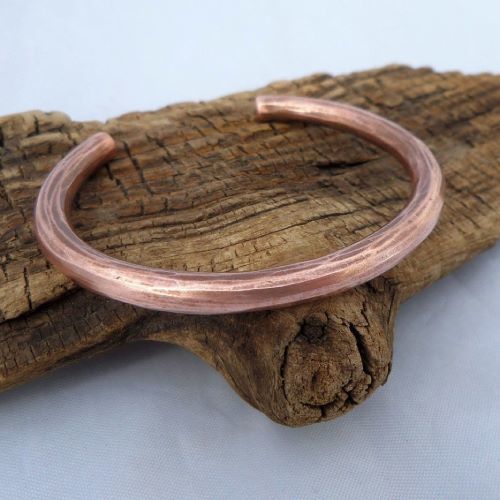 Modern Polished Cuff Bracelet - Lightweight Round Copper Design, Attractive Brownish Finish for Daily and Party Wear