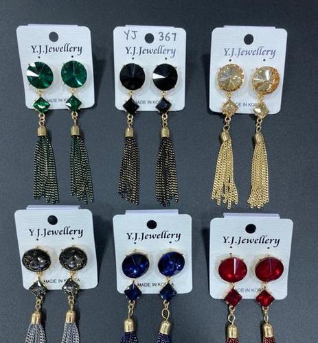 Ladies Silver Ear Studs Gender: Women