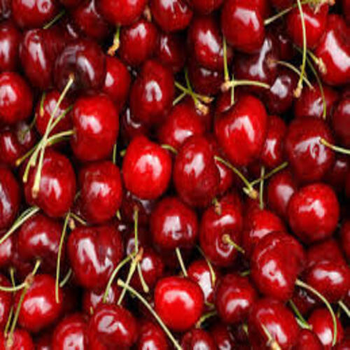 Healthy And Natural Organic Red Fresh Cherry Size: Standard