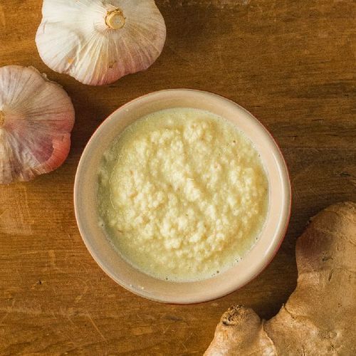 Healthy and Natural Organic Ginger Garlic Paste