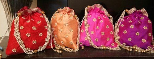 Multicolor Appealing Look Gift Potli Bag