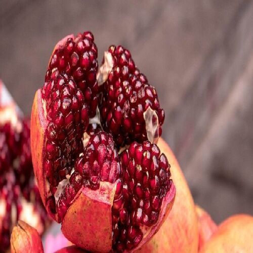 Healthy and Natural Organic Fresh Red Pomegranates