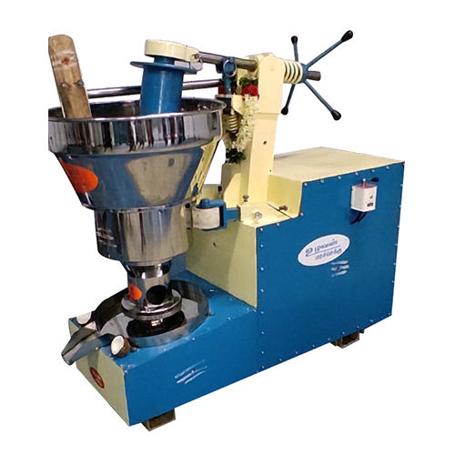 Fully Automatic Stone Cold Press Extraction Machine With Stainless Steel (Hopper - Doom - Oil Tray)
