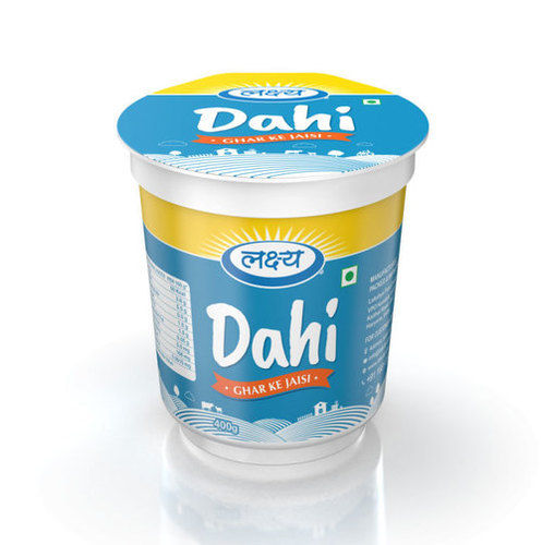 White Hygienically Packed Fresh Dahi